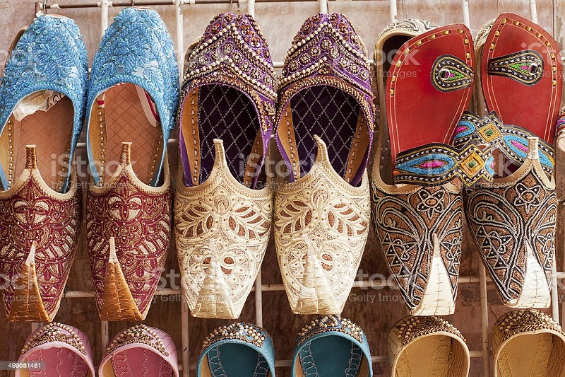 Giày Ả Rập