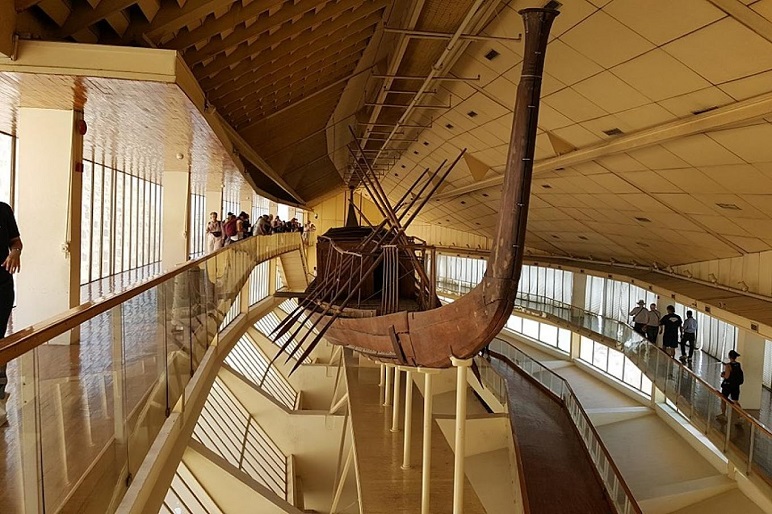 Giza Solar Boat Museum